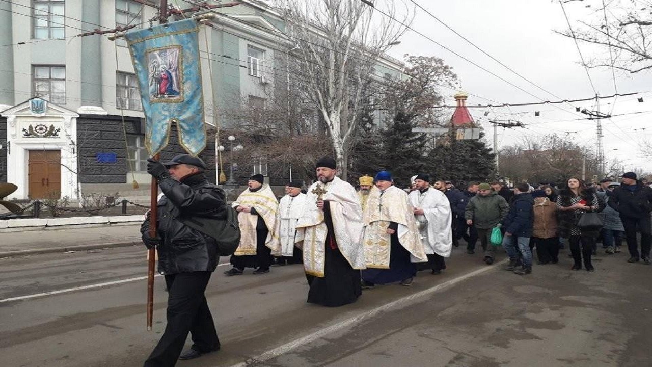 Хресна хода від церкви святої Олександри прийшла на Набережну (ФОТО)